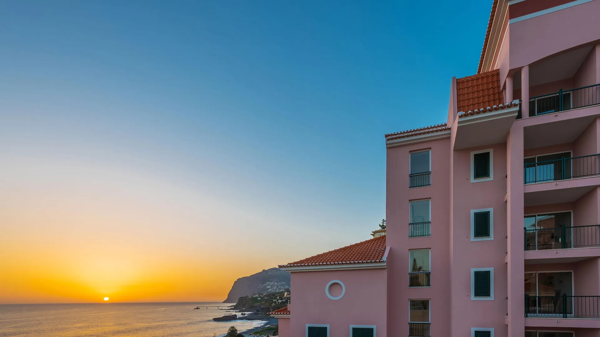 Pestana Royal All Inclusive Ocean & Spa Resort Funchal  5*, Funchal (Madeira)